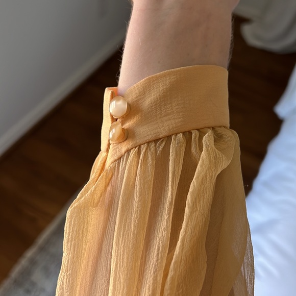 Vintage Cropped Blouse - Picture 3 of 5